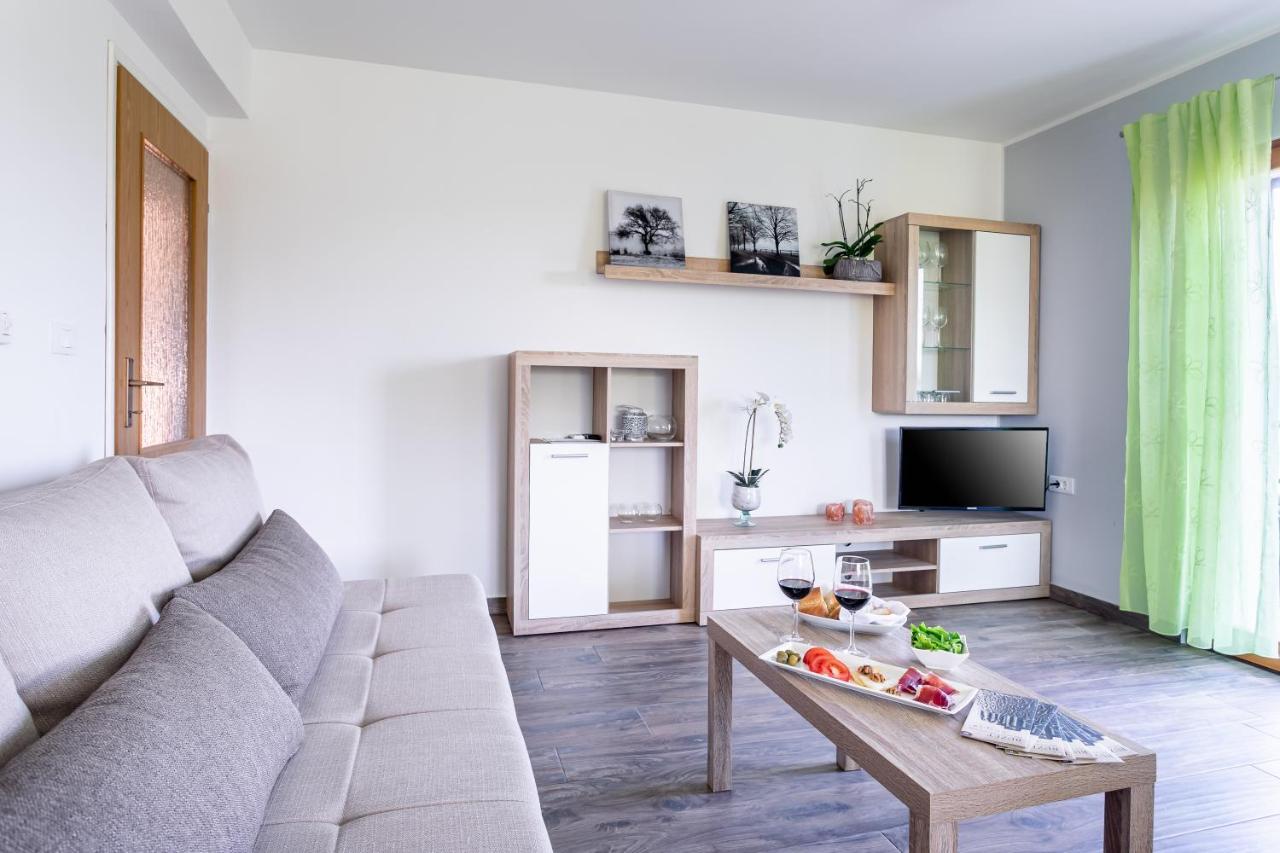 Apartman Volte Lejlighed Buzet Eksteriør billede